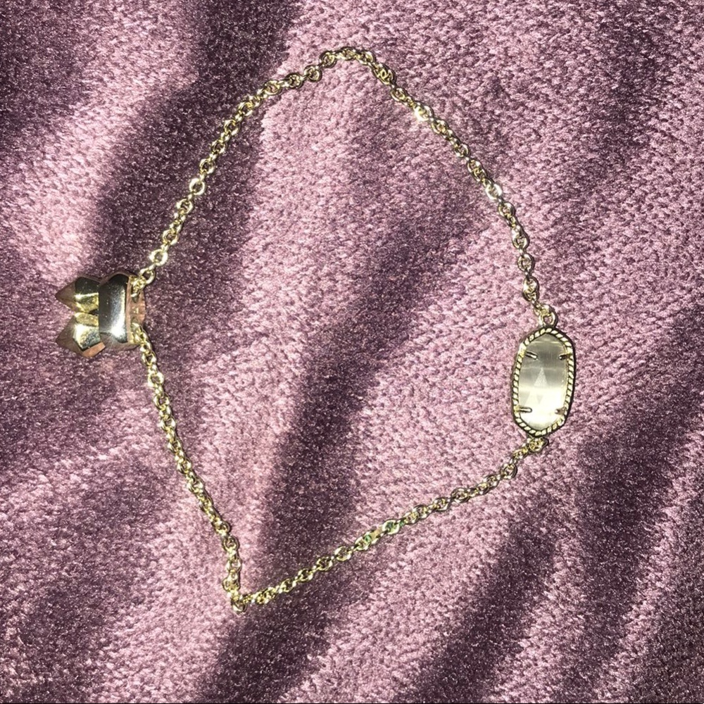 Kendra Scott bracket